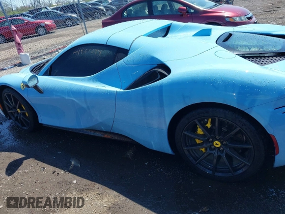 2024 Ferrari SF90 с VIN ZFF96NMA1R0310002, выставлен на аукционе IAAI как лот 41987894 с пробегом 2 044 миль миль и . История ставок и продаж доступна на DreamBid. Изображение 14.