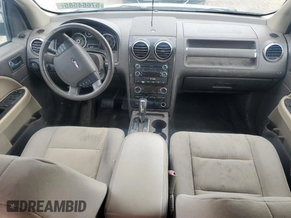 2008 Ford Taurus X SEL z VIN 1FMDK02W58GA14293, wystawiony jako Copart lot #57664585 z przebiegiem 145 529 mil mil oraz Szkoda całkowita • Salvage title. Historia ofert i sprzedaży dostępna na DreamBid. Obrazek 8.
