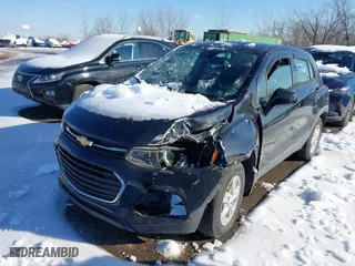 2018 Chevrolet Trax LS with VIN 3GNCJNSB9JL192391, listed as a IAAI auction lot 41517965 with 73,226 mi miles. Bid and sale history available at carsss.com. Image 18.