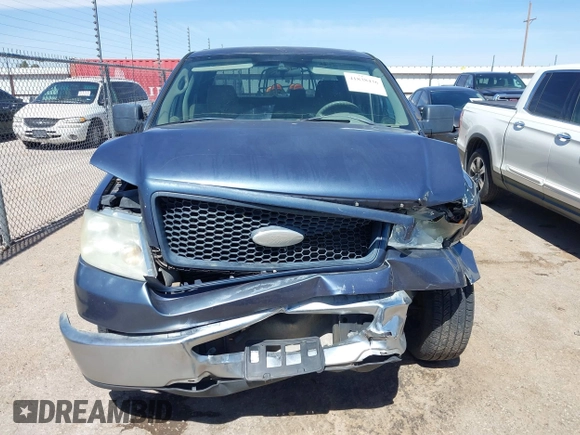 2006 Ford F-150 XLT with VIN 1FTPW12556KC38225, listed as a IAAI auction lot 41838436 with 172,926 mi miles. Bid and sale history available at carsss.com. Image 12.