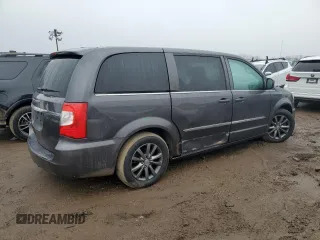 2015 Chrysler Town & Country S with VIN 2C4RC1HG3FR727640, listed as a Copart auction lot 86557734 with Not Provided miles and Salvage Title. Bid and sale history available at DreamBid. Image 3.
