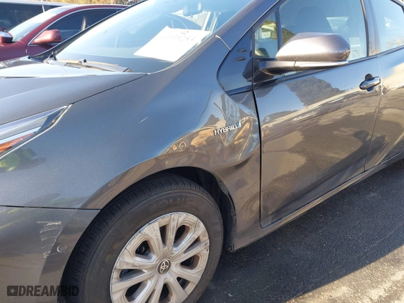2019 Toyota Prius L Eco with VIN JTDKARFU8K3099401, listed as a IAAI auction lot 41939253 with 47,760 mi miles. Bid and sale history available at carsss.com. Image 17.