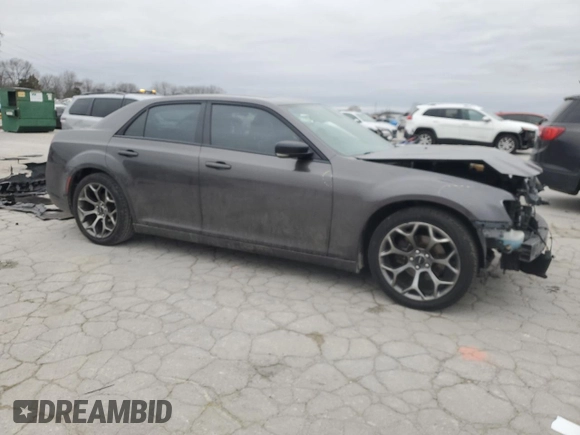 2018 Chrysler 300 with VIN 2C3CCABG5JH293495, listed as a Copart auction lot 47426505 with 94,199 mi miles and Salvage Title. Bid and sale history available at carsss.com. Image 4.