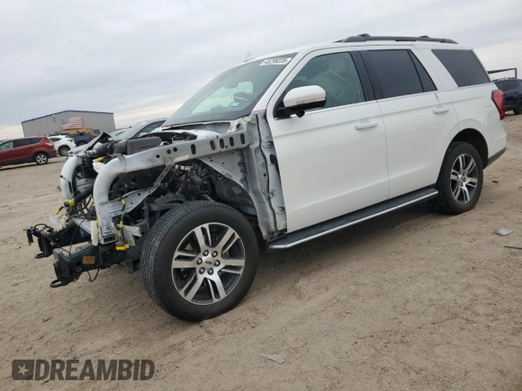 2022 Ford Expedition XLT with VIN 1FMJU1JT9NEA09633, listed as a Copart auction lot 45299235 with 75,486 mi miles and Salvage title. Bid and sale history available at DreamBid. Image 1.