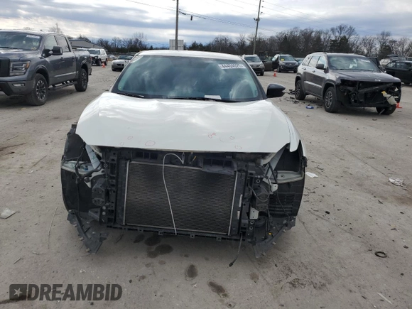 2016 Nissan Maxima SL with VIN 1N4AA6AP7GC408705, listed as a Copart auction lot 44404025 with 135,184 mi miles and Salvage title. Bid and sale history available at DreamBid. Image 5.