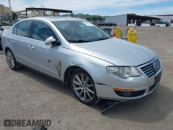 2008 Volkswagen Passat 3.6L V6 z VIN WVWCU73C08P047208, wystawiony jako IAAI lot #42022087 z przebiegiem 241 922 mil mil oraz . Historia ofert i sprzedaży dostępna na DreamBid. Obrazek 1.