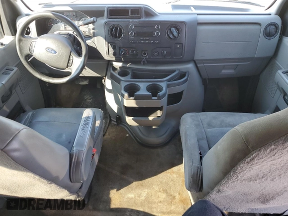 2014 Ford Econoline Passenger XL z VIN 1FBSS3BL8EDA81023, wystawiony jako Copart lot #46596125 z przebiegiem 571 472 mil mil oraz Czysty tytuł • Clean title. Historia ofert i sprzedaży dostępna na DreamBid. Obrazek 8.