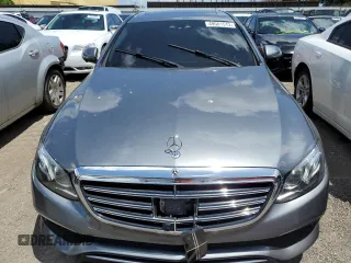 2018 Mercedes-Benz E-Class E 300 with VIN WDDZF4JBXJA346832, listed as a Copart auction lot 49081513 with Not Provided miles. Bid and sale history available at carsss.com. Image 5.