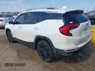 2020 GMC Terrain SLT z VIN 3GKALPEX2LL237112, wystawiony jako IAAI lot #41701313 z przebiegiem 158 532 mil mil oraz . Historia ofert i sprzedaży dostępna na DreamBid. Obrazek 3.