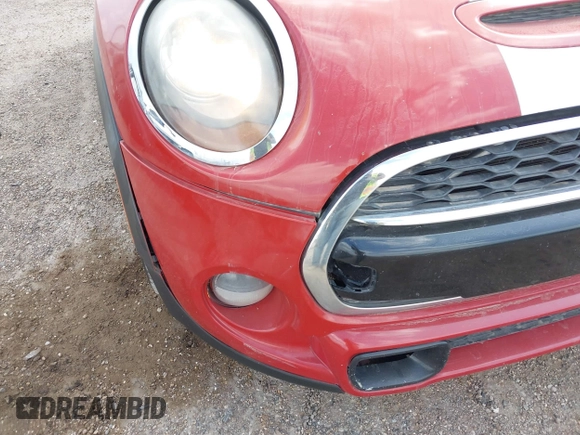 2016 MINI Cooper Hardtop 4 Door S with VIN WMWXU3C56G2D30140, listed as a IAAI auction lot 41883406 with 120,705 mi miles. Bid and sale history available at carsss.com. Image 6.