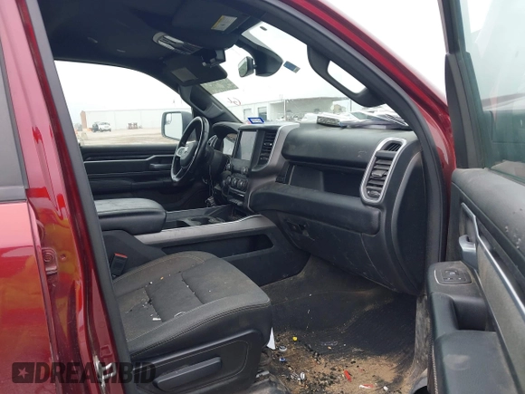 2022 Ram 1500 Big Horn with VIN 1C6RREFT4NN119974, listed as a IAAI auction lot 42162712 with 123,724 mi miles and . Bid and sale history available at DreamBid. Image 5.