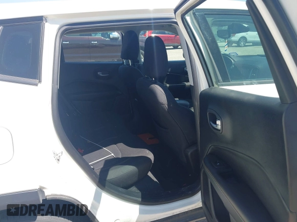 2018 Jeep Compass Sport with VIN 3C4NJCAB1JT151695, listed as a IAAI auction lot 42475636 with 77,607 mi miles and . Bid and sale history available at DreamBid. Image 8.