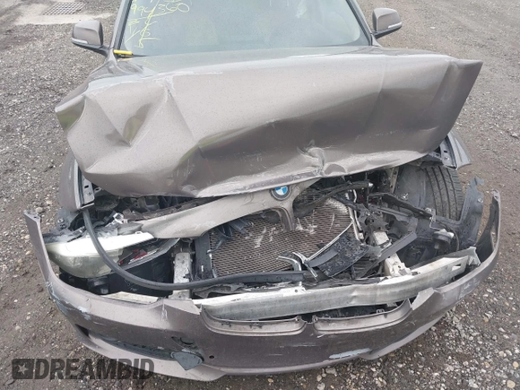 2015 BMW 3 Series 320i with VIN WBA3B1G56FNT63135, listed as a IAAI auction lot 42244926 with Not provided miles and . Bid and sale history available at DreamBid. Image 6.