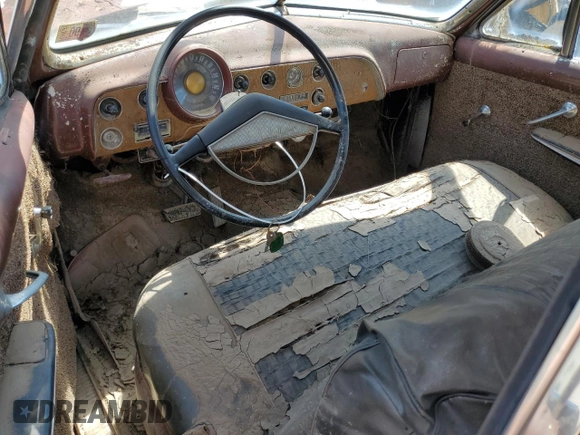 1951 Ford Crown Victoria z VIN B1BF140482, wystawiony jako Copart lot #69078904 z przebiegiem 636 601 mil mil oraz Szkoda całkowita • Salvage title. Historia ofert i sprzedaży dostępna na DreamBid. Obrazek 8.