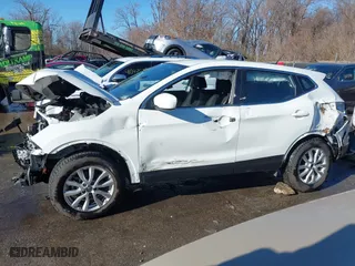 2021 Nissan Rogue Sport S with VIN JN1BJ1AV1MW306958, listed as a IAAI auction lot 41029311 with 56,890 mi miles. Bid and sale history available at carsss.com. Image 15.