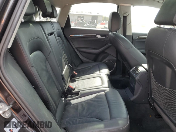 2014 Audi Q5 Premium Plus z VIN WA1CMAFPXEA071360, wystawiony jako Copart lot #53976425 z przebiegiem 249 726 mil mil oraz Szkoda całkowita • Salvage title. Historia ofert i sprzedaży dostępna na DreamBid. Obrazek 11.