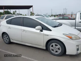 2011 Toyota Prius I with VIN JTDKN3DU3B0311577, listed as a IAAI auction lot 42126386 with 165,567 mi miles. Bid and sale history available at carsss.com. Image 13.