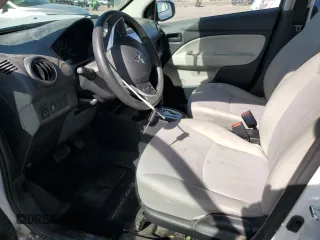2019 Mitsubishi Mirage ES z VIN ML32F3FJ0KHF16278, wystawiony jako Copart lot #52785655 z przebiegiem 57 873 mil mil oraz Szkoda całkowita • Salvage title. Historia ofert i sprzedaży dostępna na DreamBid. Obrazek 7.