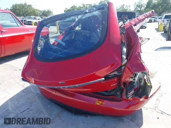 2016 Tesla Model S 90D with VIN 5YJSA1E27GF167442, listed as a IAAI auction lot 41989371 with Not Provided miles and . Bid and sale history available at DreamBid. Image 11.