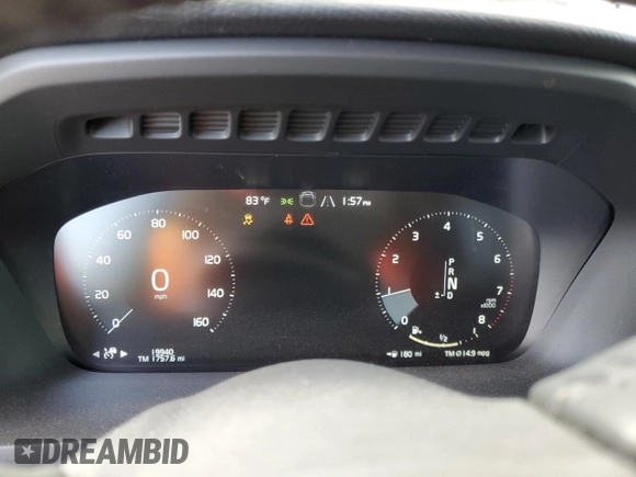2022 Volvo XC90 Momentum with VIN YV4102CK0N1872089, listed as a Copart auction lot 82864514 with 19,940 mi miles and Salvage Title. Bid and sale history available at DreamBid. Image 9.