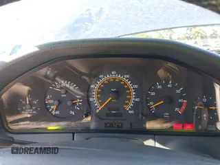 1995 Mercedes-Benz S with VIN WDBGA43E6SA228817, listed as a IAAI auction lot 41871143 with 104,274 mi miles and . Bid and sale history available at DreamBid. Image 7.