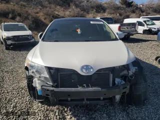 2011 Toyota Venza with VIN 4T3BK3BB8BU056012, listed as a Copart auction lot 48569525 with 131,961 mi miles and Salvage Title. Bid and sale history available at carsss.com. Image 5.