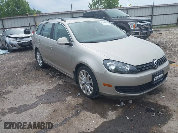 2014 Volkswagen Jetta TDI w/Sunroof with VIN 3VWPL7AJ8EM606766, listed as a IAAI auction lot 42440965 with 96,404 mi miles and . Bid and sale history available at DreamBid. Image 1.