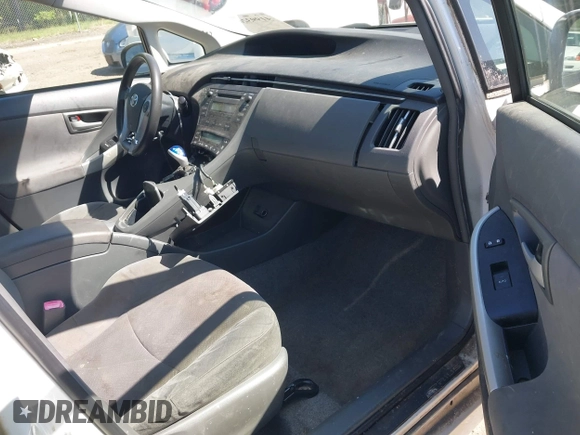 2011 Toyota Prius I with VIN JTDKN3DU8B5364553, listed as a IAAI auction lot 41993267 with 207,298 mi miles and . Bid and sale history available at DreamBid. Image 5.