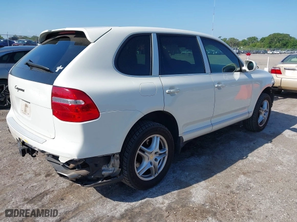 2008 Porsche Cayenne with VIN WP1AA29P48LA28969, listed as a IAAI auction lot 42020451 with 179,794 mi miles. Bid and sale history available at carsss.com. Image 4.