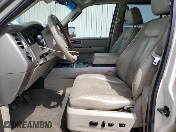 2008 Ford Expedition Limited z VIN 1FMFU19598LA75210, wystawiony jako Copart lot #51532025 z przebiegiem 276 757 mil mil oraz Szkoda całkowita • Salvage title. Historia ofert i sprzedaży dostępna na DreamBid. Obrazek 7.