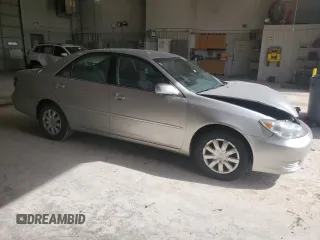 2005 Toyota Camry STD z VIN 4T1BE32K75U044292, wystawiony jako Copart lot #55299475 z przebiegiem 200 449 mil mil oraz Szkoda całkowita • Salvage title. Historia ofert i sprzedaży dostępna na DreamBid. Obrazek 4.