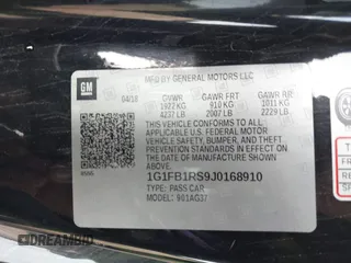 2018 Chevrolet Camaro 1LT with VIN 1G1FB1RS9J0168910, listed as a IAAI auction lot 41454954 with 157,321 mi miles. Bid and sale history available at carsss.com. Image 9.
