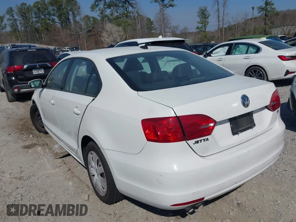 2014 Volkswagen Jetta Sedan SE w/Connectivity/Sunroof PZEV with VIN 3VWD17AJ5EM240340, listed as a IAAI auction lot 41787939 with 173,643 mi miles. Bid and sale history available at carsss.com. Image 3.