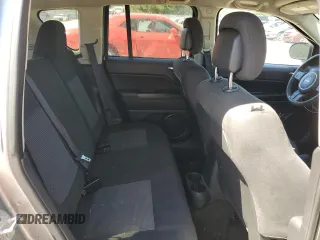 2016 Jeep Compass Sport с VIN 1C4NJCBA8GD742790, выставлен на аукционе Copart как лот 57588465 с пробегом 141 196 миль миль и Списание • Salvage title. История ставок и продаж доступна на DreamBid. Изображение 11.