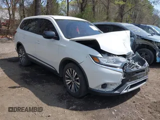 2020 Mitsubishi Outlander ES z VIN JA4AZ3A32LZ014982, wystawiony jako IAAI lot #42077680 z przebiegiem 59 625 mil mil oraz . Historia ofert i sprzedaży dostępna na DreamBid. Obrazek 1.
