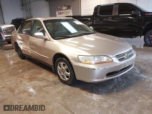 2000 Honda Accord SE с VIN 1HGCG5673YA051154, выставлен на аукционе IAAI как лот 41382000 с пробегом 272 554 миль миль и . История ставок и продаж доступна на DreamBid. Изображение 1.