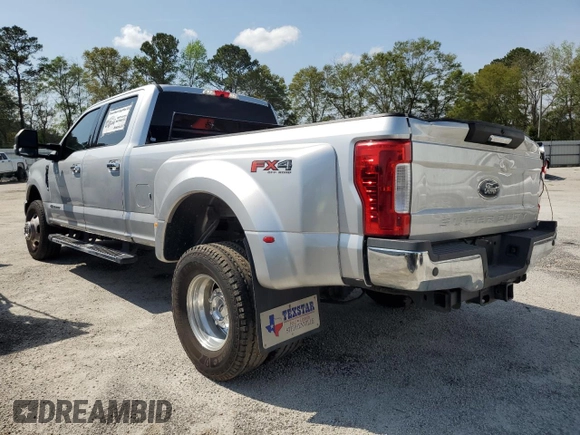 2019 Ford F-350 XL with VIN 1FT8W3DT3KEG72017, listed as a Copart auction lot 50609235 with 161,842 mi miles and Salvage title. Bid and sale history available at DreamBid. Image 3.