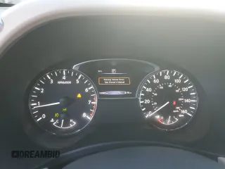 2016 Nissan Pathfinder Platinum with VIN 5N1AR2MN6GC642383, listed as a Copart auction lot 82894194 with 129,000 mi miles and Salvage Title. Bid and sale history available at carsss.com. Image 9.