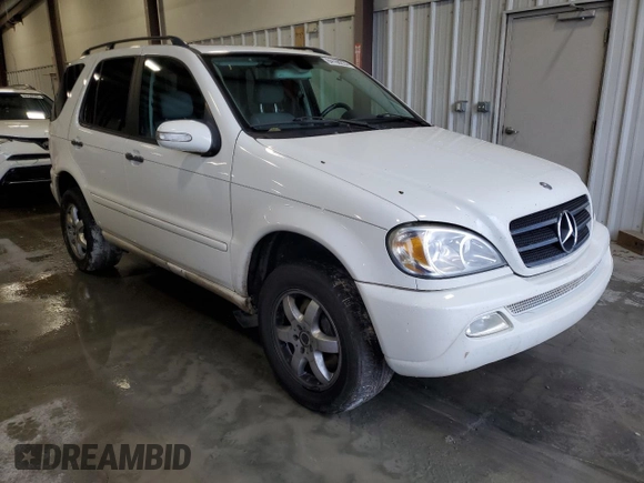 2003 Mercedes-Benz M-Class with VIN 4JGAB75E43A372186, listed as a Copart auction lot 84168224 with 224,588 mi miles and Salvage Title. Bid and sale history available at carsss.com. Image 4.