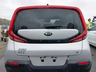 2021 Kia Soul S with VIN KNDJ23AU1M7763711, listed as a IAAI auction lot 41923709 with 34,512 mi miles and . Bid and sale history available at DreamBid. Image 16.