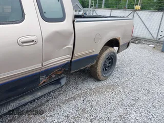 1997 Ford F-250 with VIN 2FTFX28L0VCA54351, listed as a IAAI auction lot 42160898 with 384,085 mi miles and . Bid and sale history available at DreamBid. Image 6.