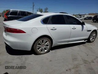 2017 Jaguar XF 35t Premium с VIN SAJBD4BV1HCY40426, выставлен на аукционе Copart как лот 54504255 с пробегом 73 521 миль миль и Списание • Salvage title. История ставок и продаж доступна на DreamBid. Изображение 3.