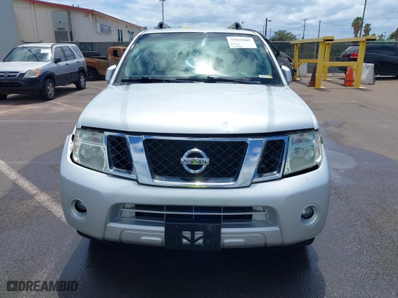 2012 Nissan Pathfinder LE with VIN 5N1AR1NN1CC607558, listed as a IAAI auction lot 39839685 with 147,975 mi miles. Bid and sale history available at carsss.com. Image 13.