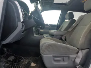 2018 Toyota Sequoia SR5 with VIN 5TDBY5G10JS159791, listed as a Copart auction lot 45378575 with 229,941 mi miles and Clean Title. Bid and sale history available at carsss.com. Image 7.