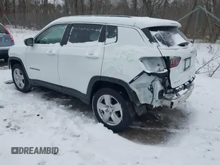 2022 Jeep Compass Latitude with VIN 3C4NJDBB0NT181278, listed as a IAAI auction lot 41502849 with 30,827 mi miles and . Bid and sale history available at DreamBid. Image 3.