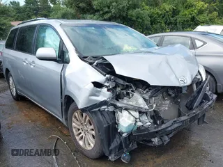 2015 Toyota Sienna XLE with VIN 5TDYK3DC6FS568763, listed as a IAAI auction lot 42647069 with 113,018 mi miles and . Bid and sale history available at DreamBid. Image 1.