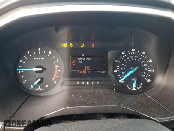 2019 Ford Edge SEL z VIN 2FMPK4J94KBB70789, wystawiony jako Copart lot #52565675 z przebiegiem 82 888 mil mil oraz Szkoda całkowita • Salvage title. Historia ofert i sprzedaży dostępna na DreamBid. Obrazek 9.
