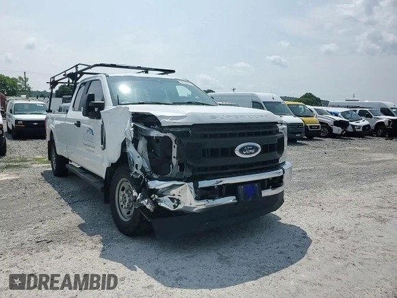 2020 Ford F-250 XL z VIN 1FT7X2B62LEC30895, wystawiony jako Copart lot #59706725 z przebiegiem 90 718 mil mil oraz Szkoda całkowita • Salvage title. Historia ofert i sprzedaży dostępna na DreamBid. Obrazek 13.