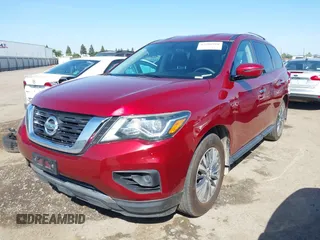 2018 Nissan Pathfinder SV z VIN 5N1DR2MN5JC678022, wystawiony jako IAAI lot #42206918 z przebiegiem 106 488 mil mil oraz . Historia ofert i sprzedaży dostępna na DreamBid. Obrazek 2.