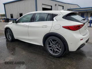 2018 Infiniti QX30 ESSENTIAL with VIN SJKCH5CP2JA047793, listed as a Copart auction lot 49071454 with 43,124 mi miles. Bid and sale history available at carsss.com. Image 2.